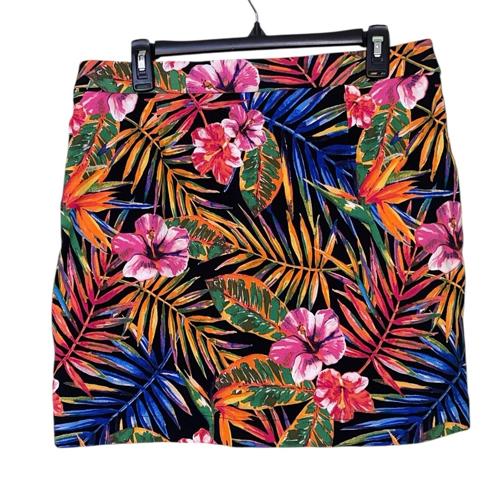 Rafaella tropical floral & leaf pattern skirt. Size large GUC - Picture 2 of 9